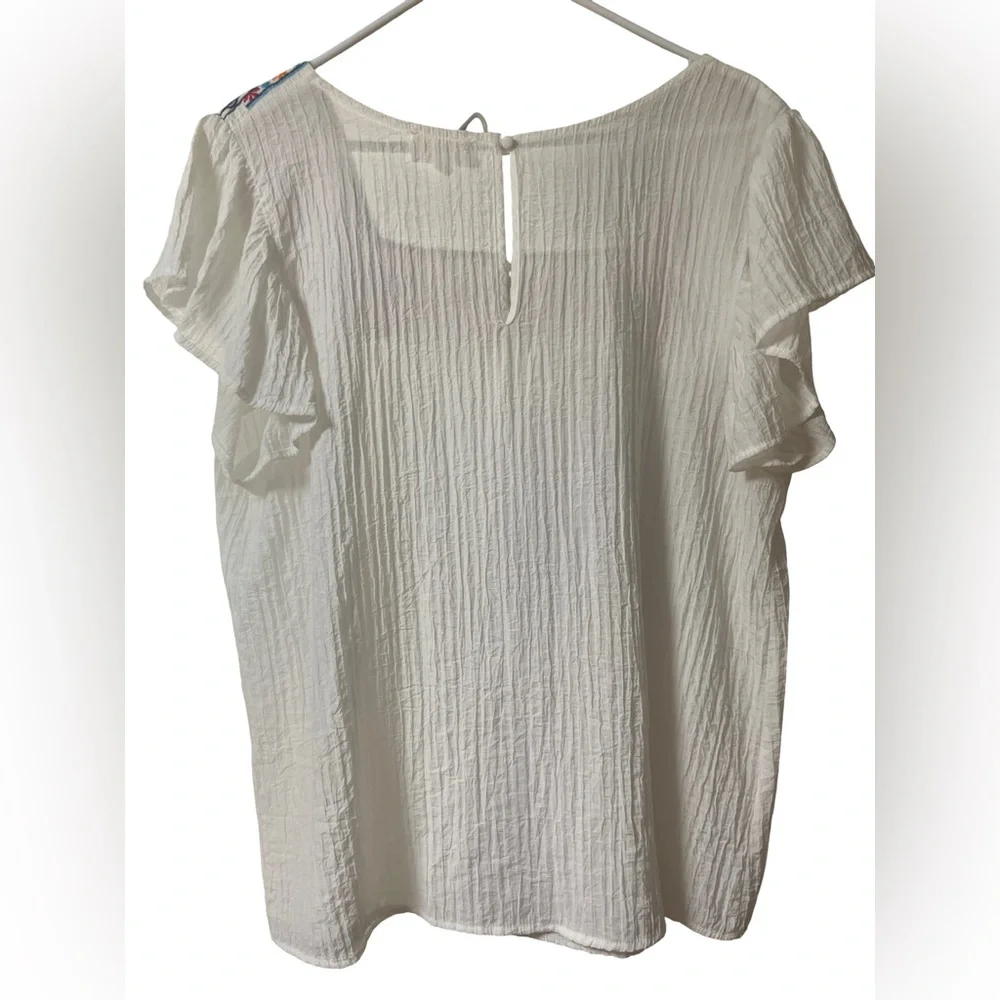 Perch by Blu Pepper White Blouse with Colorful Embroidery Size 3XL - Picture 3 of 6